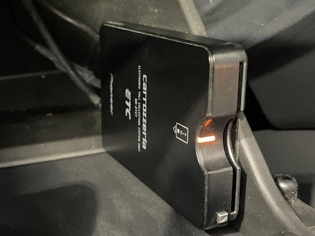 【ETC】高速道路の料金所をストレスなく通過!話題のスポットやサービスエリアに多い「スマートIC」利用時は必須のアイテムです。当店でセットアップを実施、ご納車当日からすぐにご利用いただけます!