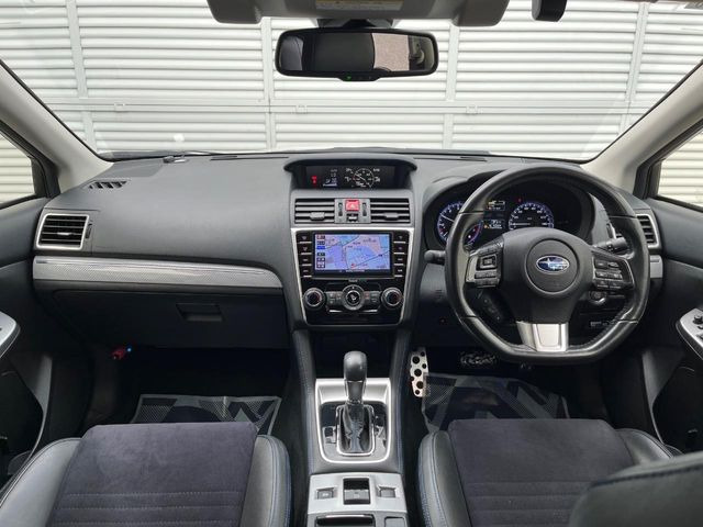 レヴォーグ2.0 GT アイサイト 4WD