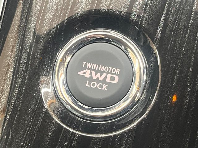 4WD�̂��Ԃł��̂ŁA�ᓹ�ł����S�ł���~��n�n��ɂ��Z�܂��̕��ȊO�ɂ��A�E�B���^�[�X�|�[�c����̕���~��n��֋A�Ȃ����@�������ɂ���������!