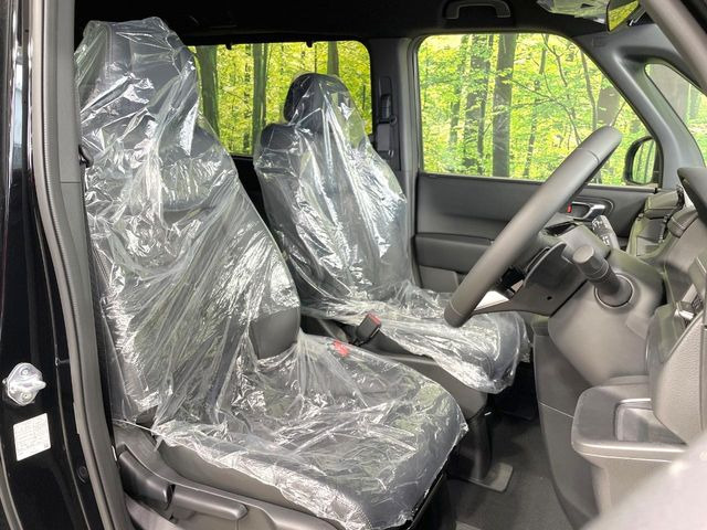 もちろん車内はキレイです♪よりクリーンな状態をキープしたいお客様には『ナノゾーンコート』がおすすめ!新型コロナウイルス対策や、除菌・消臭に効果を発揮し多くの方にご好評いただいております。