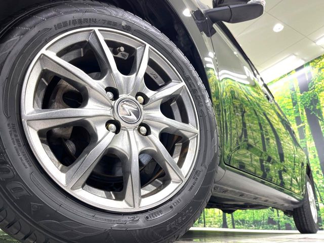 �y14�C���`�A���~�z�C�[���z�O�ςɃ}�b�`�����A���~�z�C�[���𑕒����Ă���܂��B�e��A���~�z�C�[����A�X�^�b�h���X�^�C�����戵�����Ă���܂��B���񂲑��k����������
