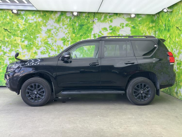 ランドクルーザープラド2.7 TX Lパッケージ マットブラック エディション 4WD