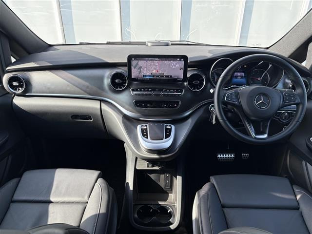 VクラスV220d アバンギャルド AMGライン