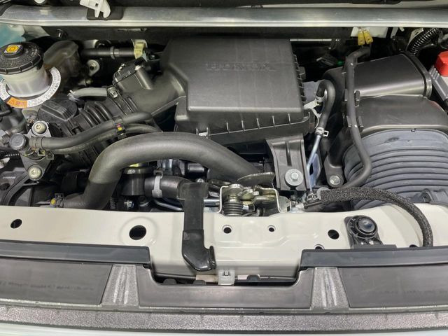 親切・丁寧な専門メカニックスタッフが応対!・車検・点検整備・事故等の修理などアフターサービスも安心。お車のカスタマイズもネクステージのサービススタッフまでご相談ください!