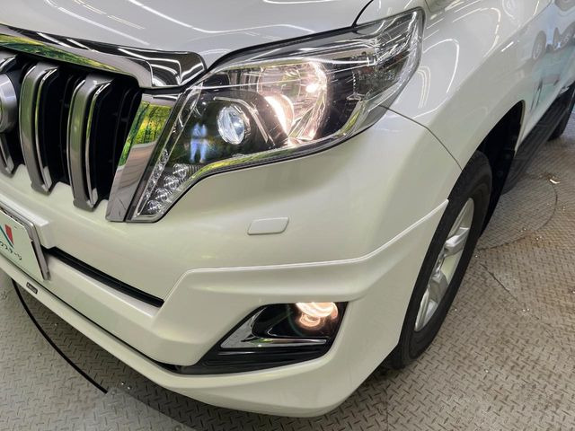 �yLED�w�b�h���C�g�z���V����ԑ��s�����ǍD�Ȏ��E���m�ۂ����S���ĉ^�]�ł��鍂�P�xLED�w�b�h���C�g�𑕔�!�_�����x�������A����d�͂��}�����Ă��܂��B