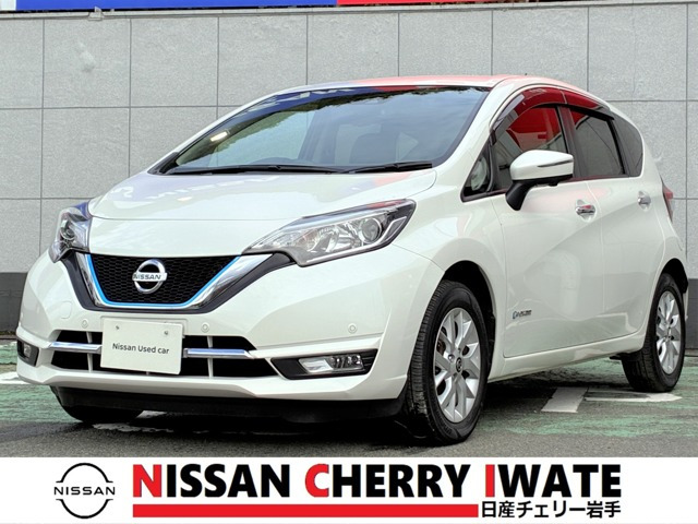 ノート1.2 e-POWER メダリスト FOUR 4WD