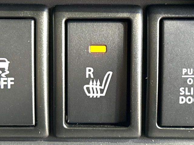 【シートヒーター】寒い日に重宝するシートヒーター!エアコンより早く温まってくれるので寒がりの人も安心ですね♪エアコンの温風は乾燥するから苦手、という方にもをおすすめです。