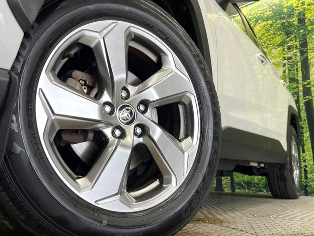 �y����18�C���`�A���~�z�C�[���z�O�ςɃ}�b�`���������A���~�z�C�[���𑕒����Ă���܂��B�e��ЊO�A���~�z�C�[����A�X�^�b�h���X�^�C�����戵�����Ă���܂��B���񂲑��k����������