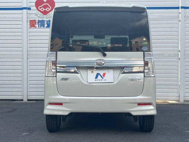 安心の最長10年・走行無制限保証(有償)をご用意。保証内容も充実はもちろん、無料点検&オイル交換や、年中無休の全国・24時間ロードサービスも付帯されておりますのでご安心下さい。