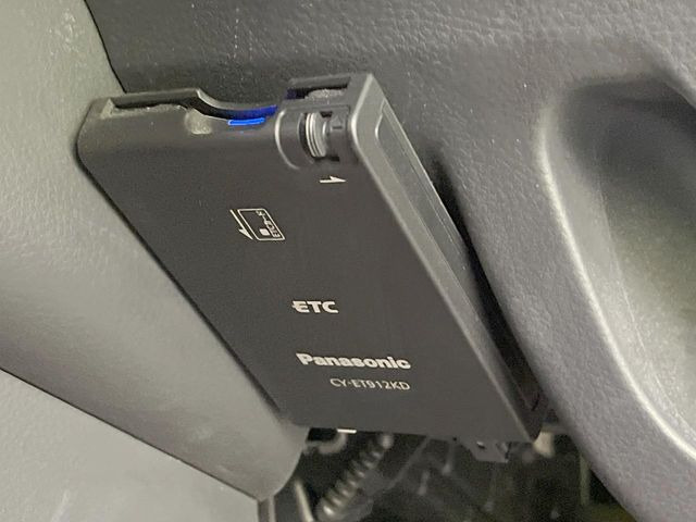 【ETC】高速道路の料金所をストレスなく通過!話題のスポットやサービスエリアに多い「スマートIC」利用時は必須のアイテムです。当店でセットアップを実施、ご納車当日からすぐにご利用いただけます!
