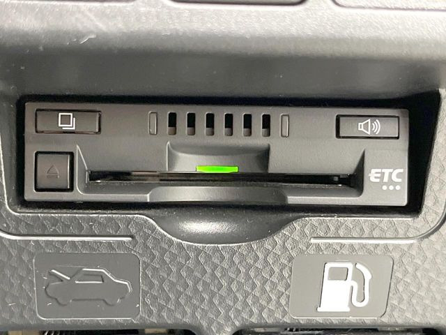 【ETC】高速道路の料金所をストレスなく通過!話題のスポットやサービスエリアに多い「スマートIC」利用時は必須のアイテムです。当店でセットアップを実施、ご納車当日からすぐにご利用いただけます!