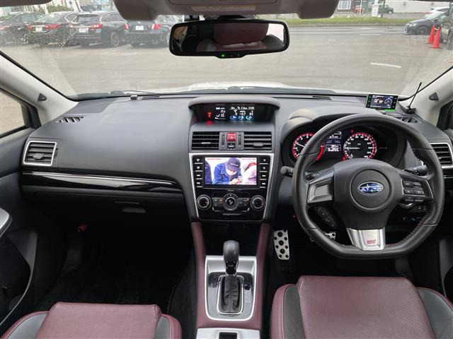 レヴォーグ1.6 STI スポーツ アイサイト 4WD