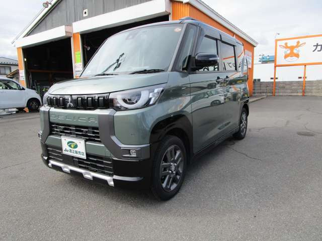 デリカミニT プレミアム 4WD