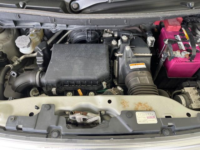親切・丁寧な専門メカニックスタッフが応対!・車検・点検整備・事故等の修理などアフターサービスも安心。お車のカスタマイズもネクステージのサービススタッフまでご相談ください!
