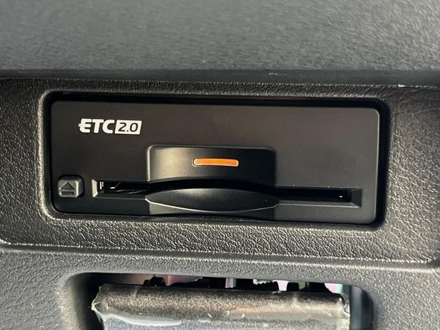 【ETC】高速道路の料金所をストレスなく通過!話題のスポットやサービスエリアに多い「スマートIC」利用時は必須のアイテムです。当店でセットアップを実施、ご納車当日からすぐにご利用いただけます!