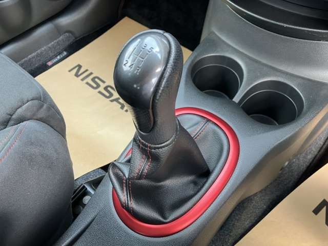 ノート1.6 NISMO S