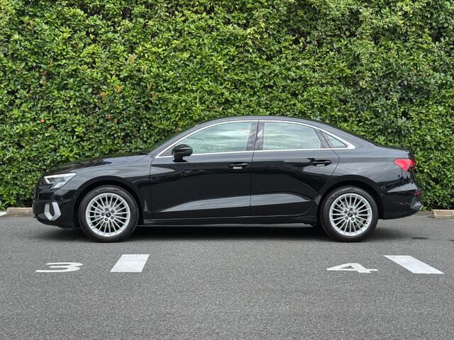 A3セダン30 TFSI アドバンスド