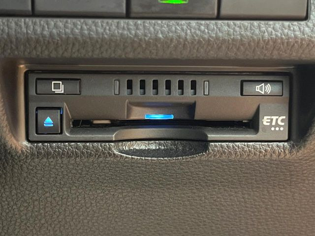 【ETC】高速道路の料金所をストレスなく通過!話題のスポットやサービスエリアに多い「スマートIC」利用時は必須のアイテムです。当店でセットアップを実施、ご納車当日からすぐにご利用いただけます!