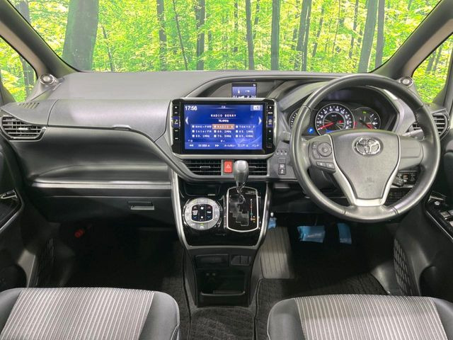 ヴォクシー2.0 ZS 煌II