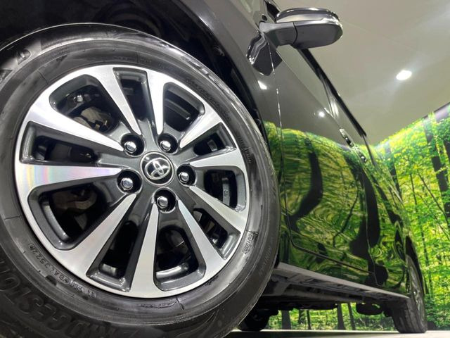 �y����15�C���`�A���~�z�C�[���z�O�ςɃ}�b�`���������A���~�z�C�[���𑕒����Ă���܂��B�e��ЊO�A���~�z�C�[����A�X�^�b�h���X�^�C�����戵�����Ă���܂��B���񂲑��k����������