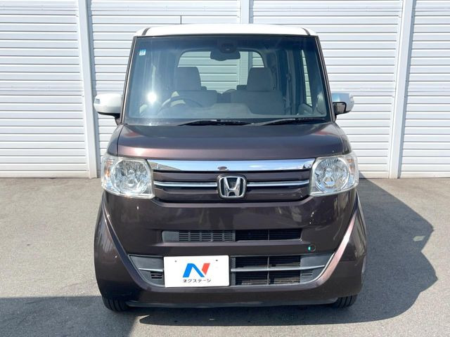 弊社では、全車『修復歴なし』のお車のみ取り扱っております。専任バイヤーによる厳選した仕入れの後、入庫後の車両チェックを行い、ネクステージが認定した高品質な中古車をご提供しております。