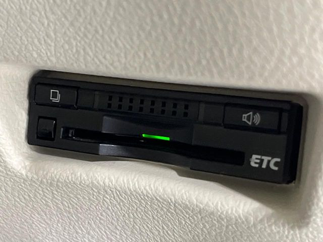 【ETC】高速道路の料金所をストレスなく通過!話題のスポットやサービスエリアに多い「スマートIC」利用時は必須のアイテムです。当店でセットアップを実施、ご納車当日からすぐにご利用いただけます!