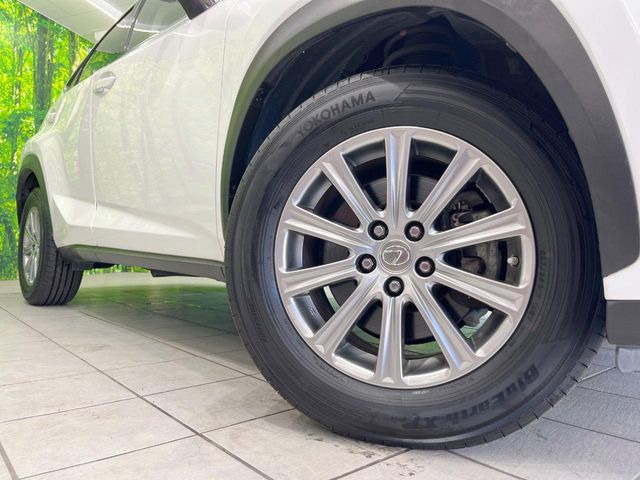 �y����17�C���`�A���~�z�C�[���z�O�ςɃ}�b�`���������A���~�z�C�[���𑕒����Ă���܂��B�e��ЊO�A���~�z�C�[����A�X�^�b�h���X�^�C�����戵�����Ă���܂��B���񂲑��k����������