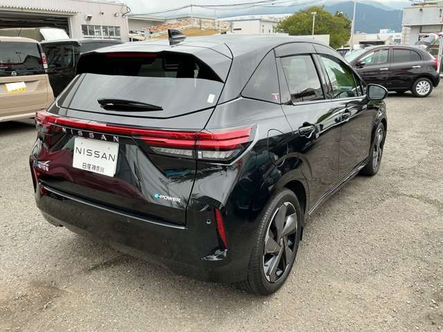 ノートオーラ1.2 G レザーエディション