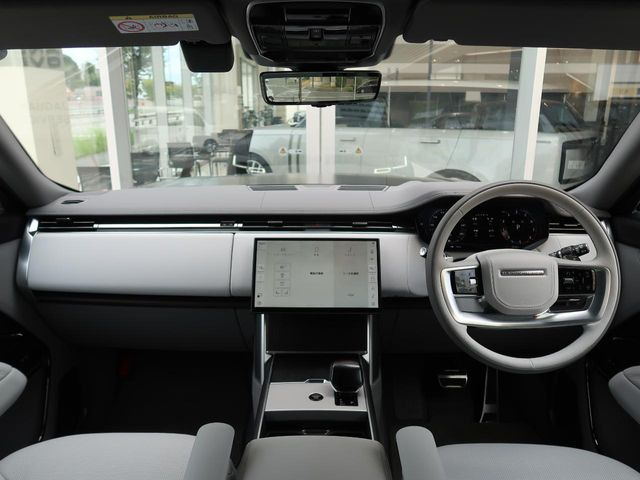 レンジローバーSV 4.4L P615 スタンダードホイールベース 4WD
