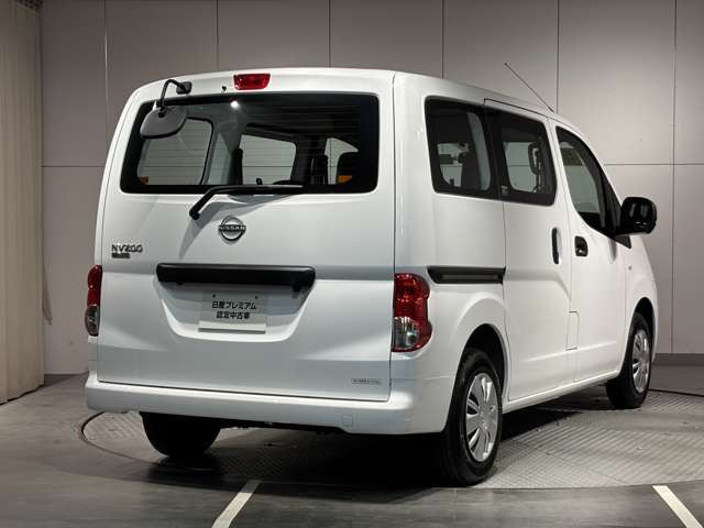 NV200バネットバン1.6 VX