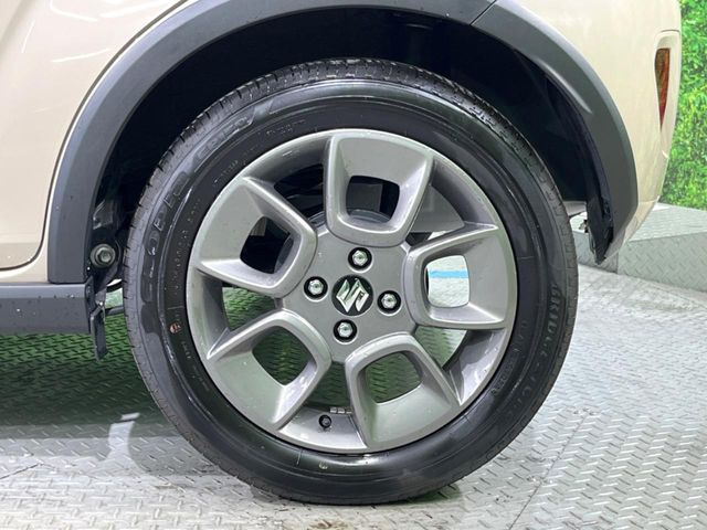�y����16�C���`�A���~�z�C�[���z�O�ςɃ}�b�`���������A���~�z�C�[���𑕒����Ă���܂��B�e��ЊO�A���~�z�C�[����A�X�^�b�h���X�^�C�����戵�����Ă���܂��B���񂲑��k����������