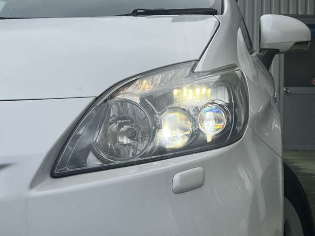 プリウス1.8 S LEDエディション