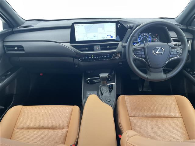 UX250h バージョンL