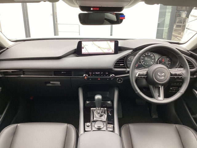 MAZDA3セダン1.8 XD ドライブ エディション