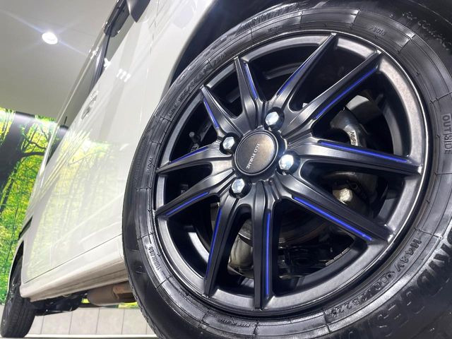 �y14�C���`�A���~�z�C�[���z�O�ςɃ}�b�`�����A���~�z�C�[���𑕒����Ă���܂��B�e��A���~�z�C�[����A�X�^�b�h���X�^�C�����戵�����Ă���܂��B���񂲑��k����������