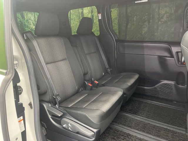 トヨタ ヴォクシー 2.0 ZS 煌II 293.7万円 令和2年(2020年) 和歌山県