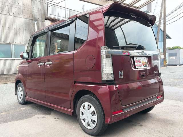当店では軽自動車から普通車まで幅広くオールメーカーの車種・色・グレードを豊富に揃えております。
