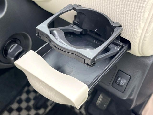 �h�����N����������Œ肵�Ă����̂ŁA�^�]�������S!�����̃h���C�u�����K�ɂ��Ă����֗��A�C�e���ł��B