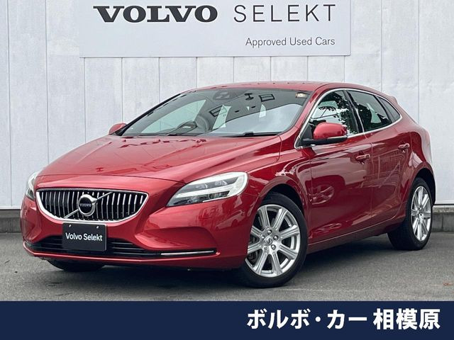 V40T3 インスクリプション