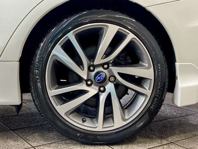 レヴォーグ1.6 GT-S アイサイト 4WD