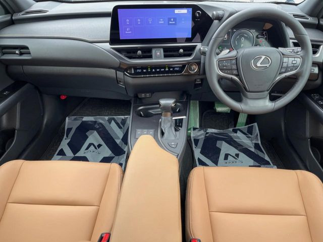 UX250h バージョンC