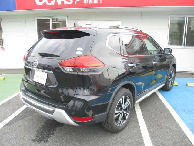 エクストレイル2.0 20Xi 4WD