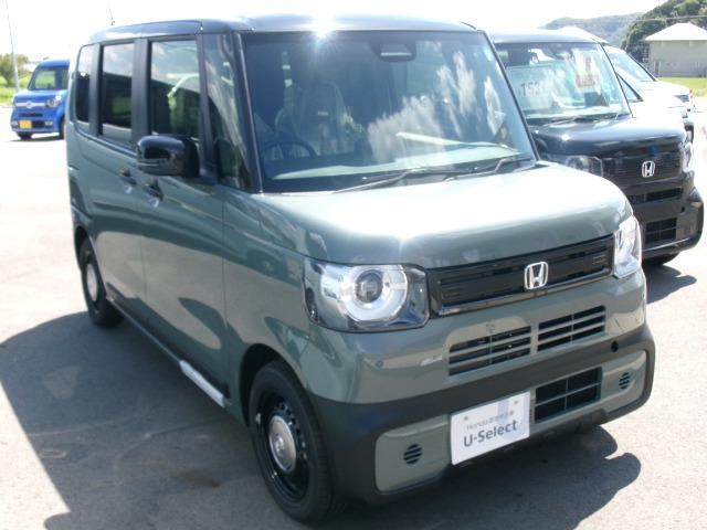 N-BOXジョイ 2トーン