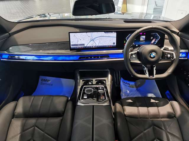 7シリーズ740d xドライブ Mスポーツ 4WD