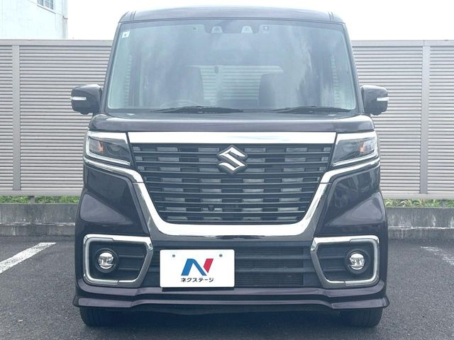 弊社では、全車『修復歴なし』のお車のみ取り扱っております。専任バイヤーによる厳選した仕入れの後、入庫後の車両チェックを行い、ネクステージが認定した高品質な中古車をご提供しております。