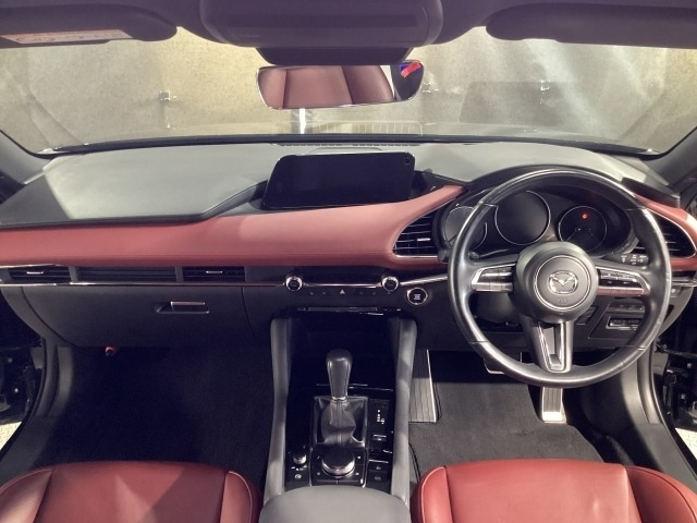 MAZDA3ファストバック2.0 20S バーガンディ セレクション