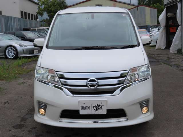セレナ2.0 ハイウェイスター Vセレクション 4WD