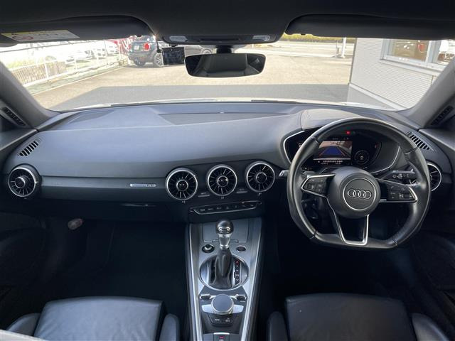 TTクーペ1.8 TFSI