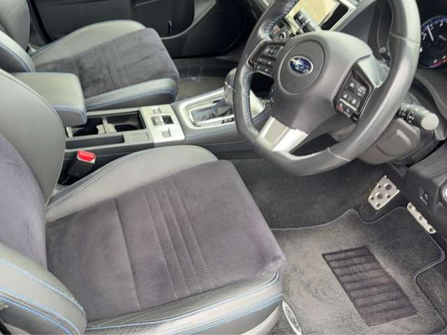 レヴォーグ2.0 GT-S アイサイト 4WD