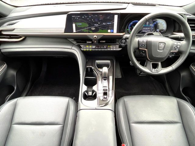 クラウンスポーツ2.5 Z E-Four 4WD